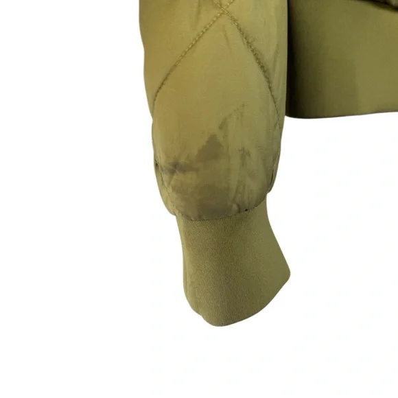 Lululemon Warm Two Way Reversible Bomber Jacket Size 8 Mossy Green Quilted - Picture 14 of 15